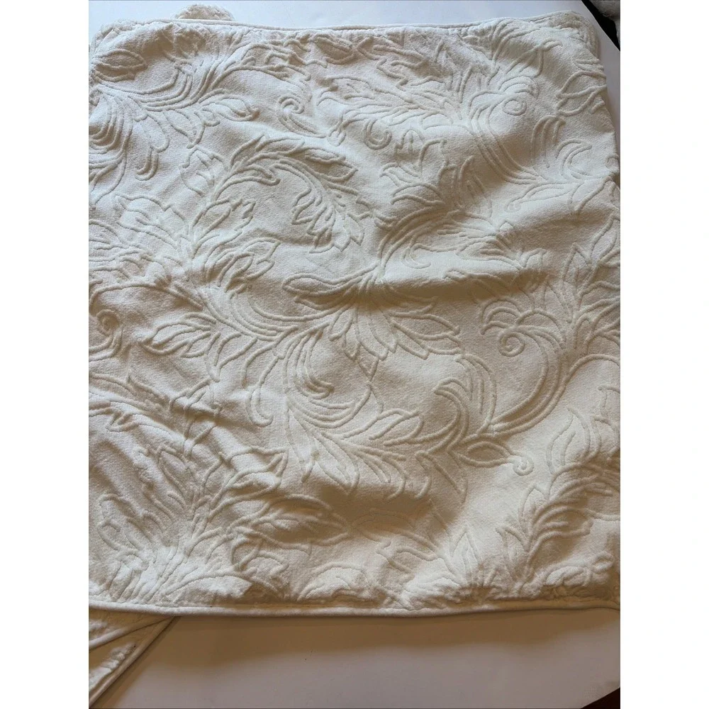 Bella Notte Adele Pillow Sham Set of 3 Ivory Cotton Matelasse Button Back